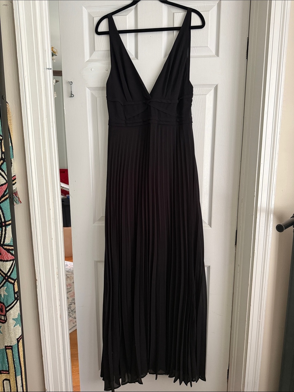 Lulu's Black V-Neck Pleated Backless Maxi Dress
